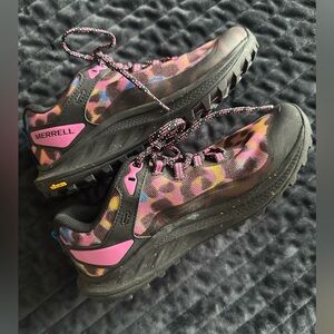 Women’s size 6.5 Antaro 3 trail shoes